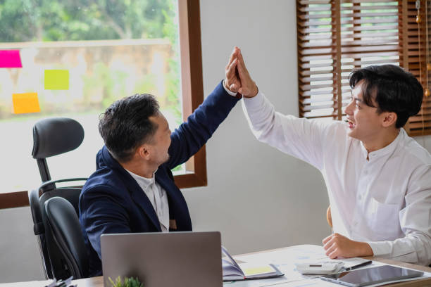 menjadi anggota legislatif yang sukses